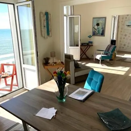 Apartment Digue De Wimereux, Face Mer, Balcons, Spacieux *